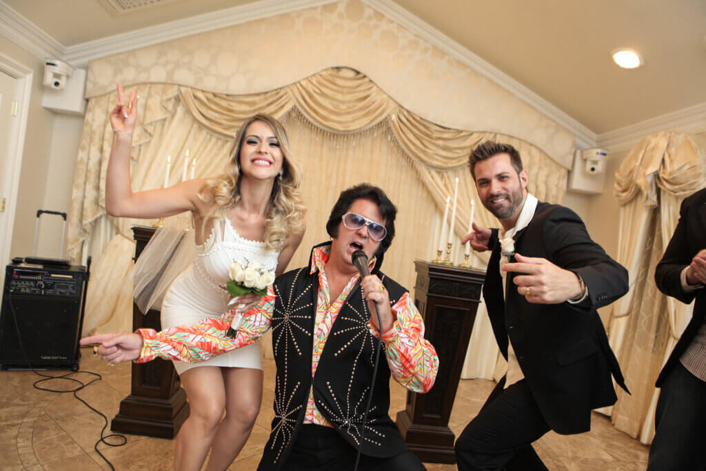 an Elvis wedding in Las Vegas