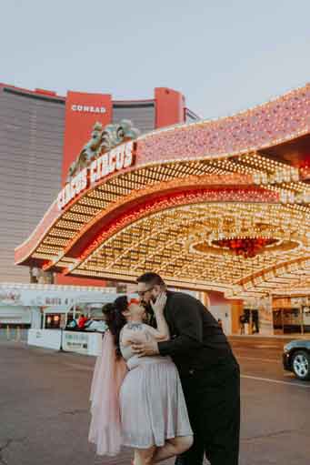 A bride and groom on their wedding day at the Circus Circus in Las Vegas